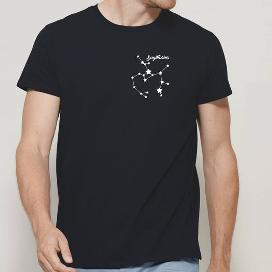 maglietta nera da uomo con segno del sagittario