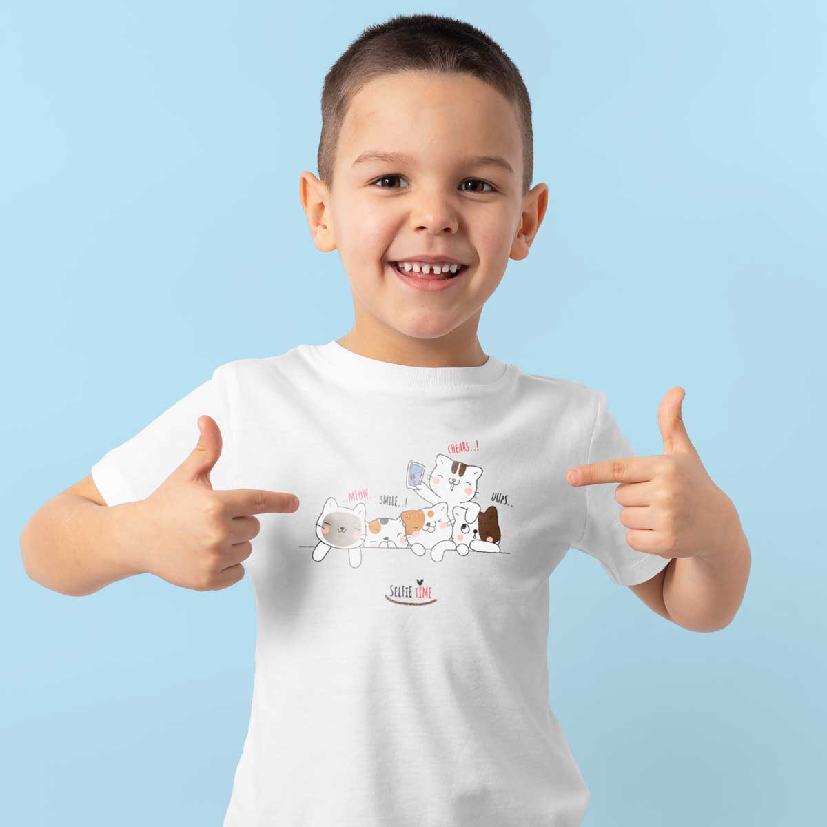 maglietta bianca per bambini con disegno